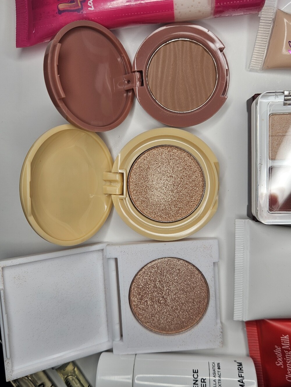 💥 Variety Box 👛💄🧦 - Picture 5 of 16